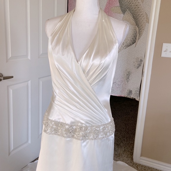 Hollywood style wedding dress adjustable strain - Picture 8 of 11